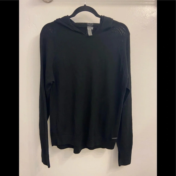 Sweaty Betty Marino Wool Long Sleeve Sweater Black & Glitter Stripe Size Medium - Picture 1 of 4